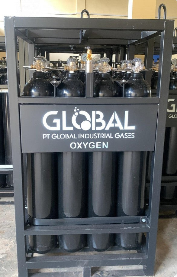 Oxygen pallet containing 16 cylinders